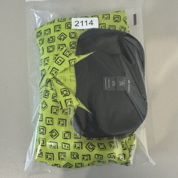 Ali Miles Tunic Top Size S Green Black Geometric Button Front Art to wear - Picture 2 of 12